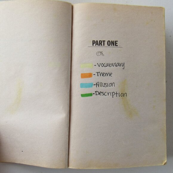 Set Of Two Paperback Books - To Kill a Mockingbird and Darkfever - Picture 7 of 16